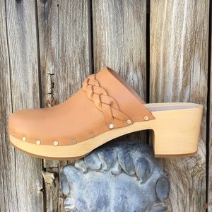 NWT Loeffler Randall Lupa Clog Leather Honey 11.5